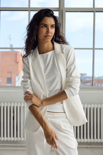 Ichi Ichi, Blazers, female, White, XS, Classic one-button fitted jacket in stretchy and soft fabric