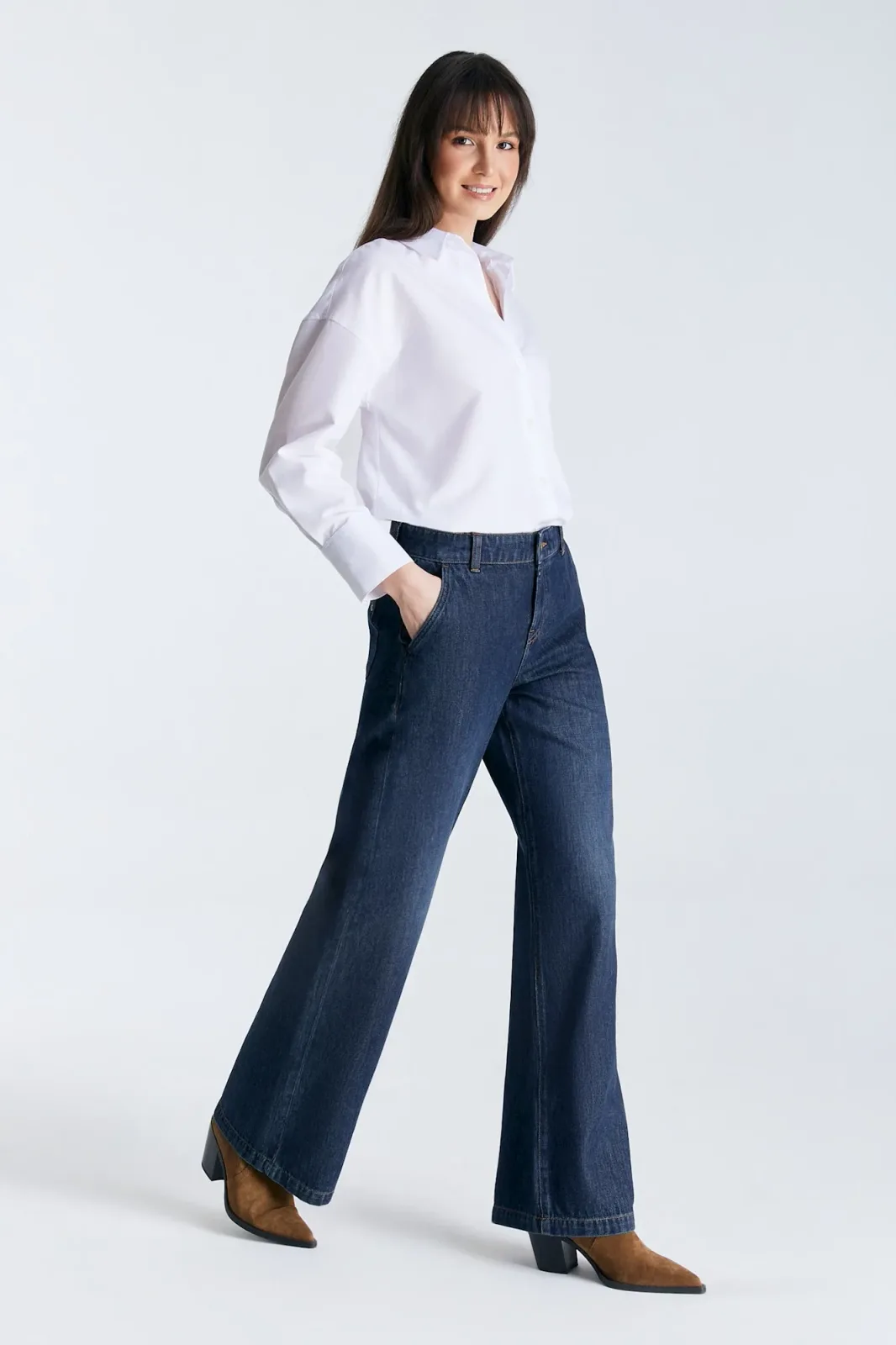 Cup of Joe Maxine Mid Waist Wide Leg Jeans Deep Blue